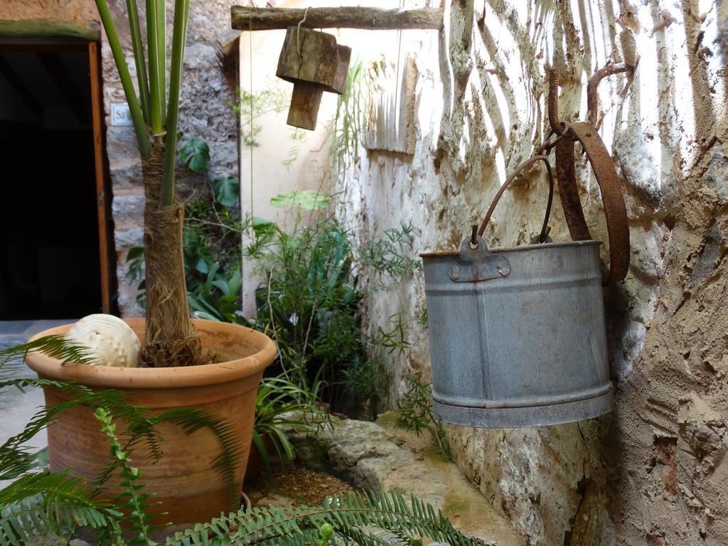 Agroturismo Balitx D'Avall Affittacamere Fornalutx Esterno foto